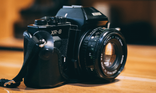 Top Camera Picks for Professional Photographers: Essential Tools for Stunning Imagery