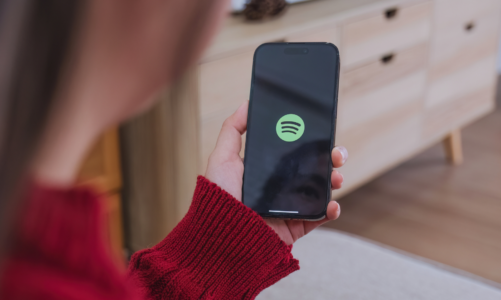 How Independent Musicians Build an Audience Without a Record Label — Proven Strategies for Growth